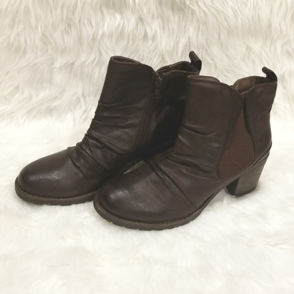 BareTraps Boots